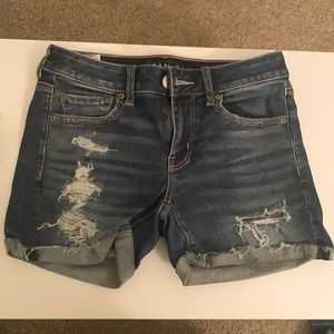 American eagle shorts size 4